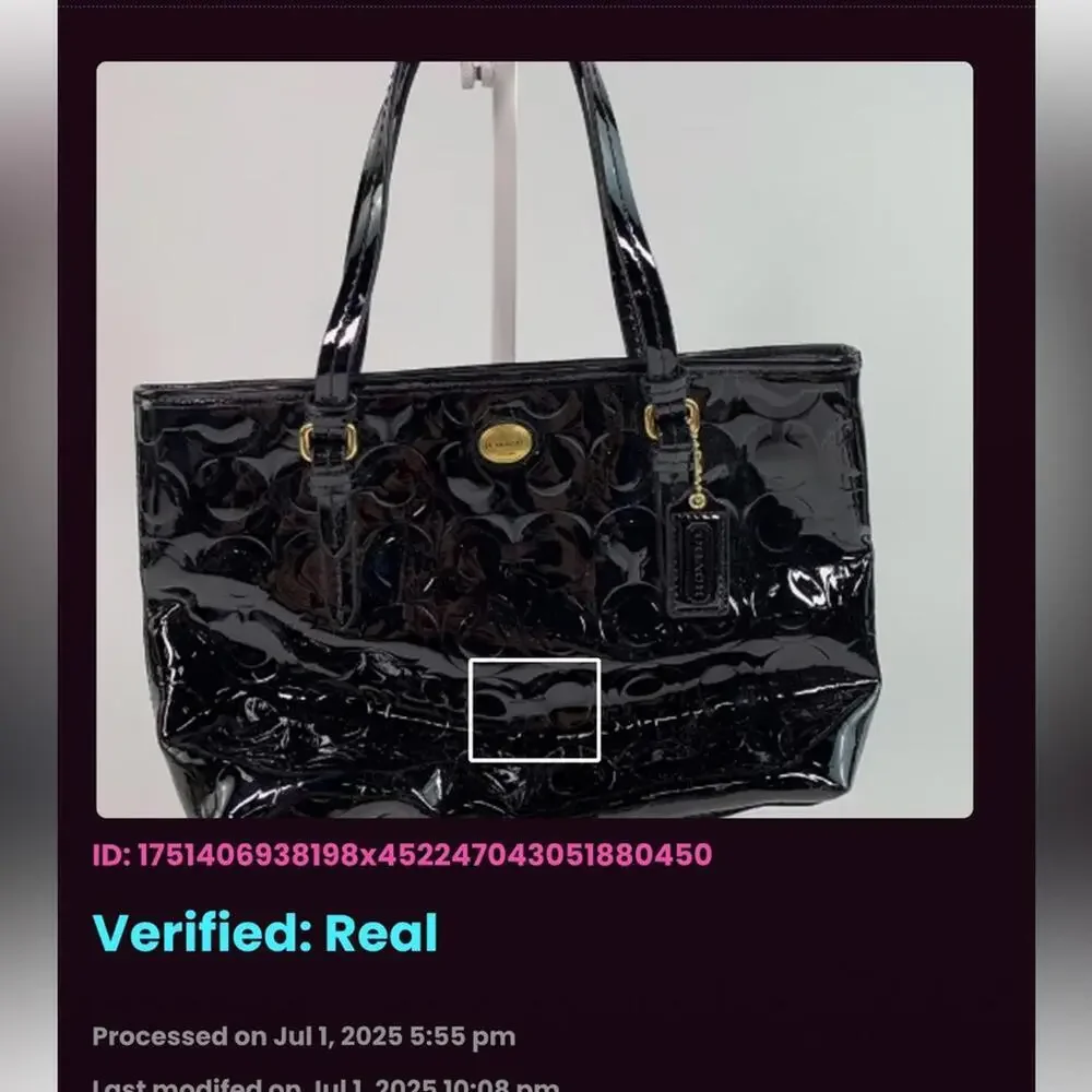 Coach Black Patent Leather Embossed Signature Tote Bag 13x9” Gold Hardware